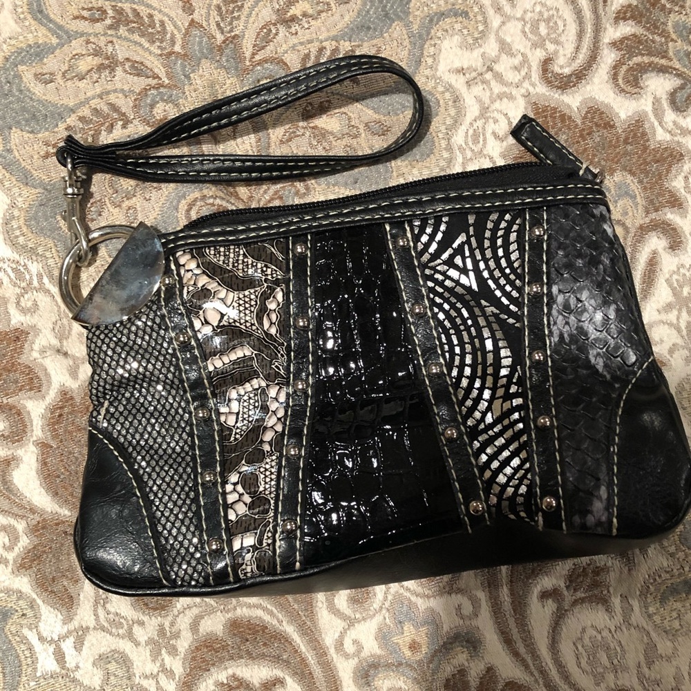 Wristlet
